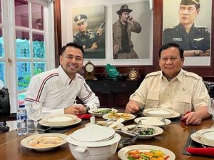 Momen Raffi Ahmad Makan Mie Ayam Bareng Zulhas hingga Prabowo Momen Raffi Ahmad Makan Mie Ayam Bareng Zulhas hingga Prabowo