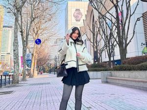 10 Pose Kece Sabrina Chairunnisa Liburan di Korea Meski Tulang Tangan Retak 10 Pose Kece Sabrina Chairunnisa Liburan di Korea Meski Tulang Tangan Retak