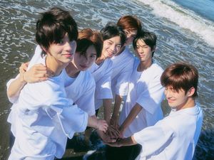 Ritme Hidup Remaja dalam Album Sparkling Blue TWS