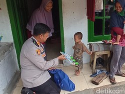 Jurus Polisi Bantu Penanganan Stunting di Cirebon