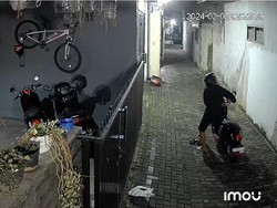 Gelagat Aneh Maling Scoopy di Kota Batu, Sebelum Beraksi Lepas Sandal Dulu
