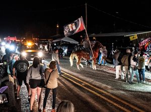 Aksi Pengemudi Truk AS Tolak Migran Aksi Pengemudi Truk AS Tolak Migran