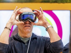 Headset Vision Pro Mulai Ditinggalkan Pengguna Apple