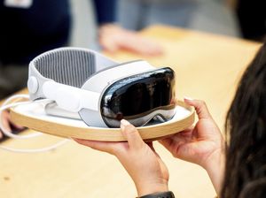 Headset Apple Vision Pro Mungkin Akan Ganti Nama di China