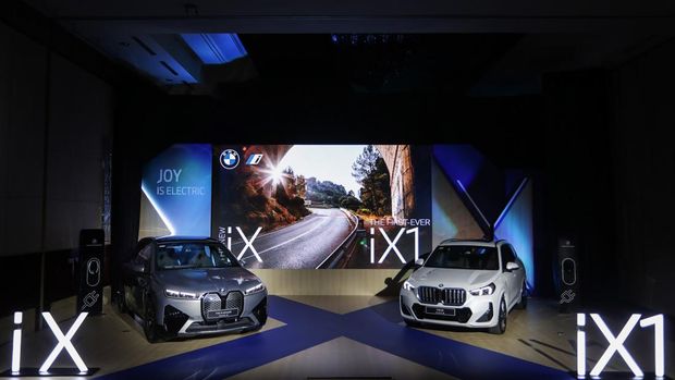 BMW  iX xDrive50 Sport