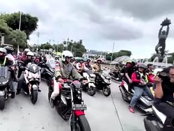 Momen Ganjar Konvoi Naik Motor ke Kampanye Akbar di GBK