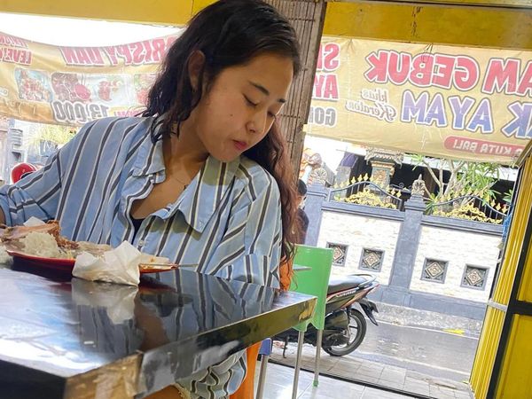 7 Foto Gayoon 4Minute, Idol KPop Betah Jadi Warlok Bali, Jual Rumah di Seoul