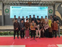 IKA Unisma Deklarasi Penegakan Demokrasi: Presiden Harus Sadar Diri