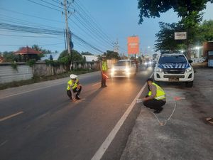 Hindari Mobil Lalu Senggol Truk, Pria di Lombok Tewas Terlindas