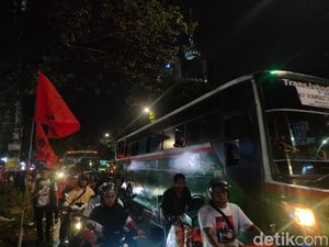 Bubaran Konser Salam Metal Ganjar-Mahfud, Lalin Sekitar GBK Macet Bubaran Konser Salam Metal Ganjar-Mahfud, Lalin Sekitar GBK Macet