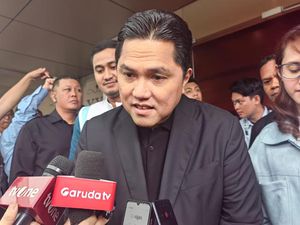 Tanggapan Erick Thohir soal Guru Besar UI Kritik Jokowi Tanggapan Erick Thohir soal Guru Besar UI Kritik Jokowi