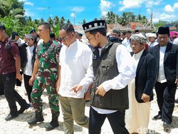 Jenderal Agus Subiyanto Bangun Masjid Berbentuk Baret di Pangandaran