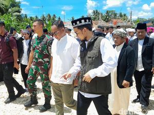 Jenderal Agus Subiyanto Bangun Masjid Berbentuk Baret di Pangandaran Jenderal Agus Subiyanto Bangun Masjid Berbentuk Baret di Pangandaran