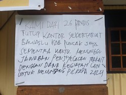 Kantor Bawaslu Puncak Jaya Disegel gegara Panwas Desa Belum Dibayar