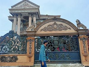 Megahnya Rumah Mantan Kades yang Rayakan Ultah Mewah Anak di Palembang Megahnya Rumah Mantan Kades yang Rayakan Ultah Mewah Anak di Palembang