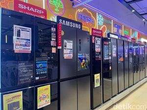 Video Kulkas 2 Pintu Diskon Besar-besaran di Transmart Full Day Sale Video Kulkas 2 Pintu Diskon Besar-besaran di Transmart Full Day Sale