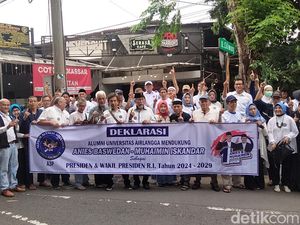 Sejumlah Alumni Unair di Surabaya Deklarasi Dukung AMIN