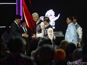 Hitung Cepat 75,15% LSI Denny JA: Anies 23,90%, Prabowo 58,85%, Ganjar 17,25% Hitung Cepat 75,15% LSI Denny JA: Anies 23,90%, Prabowo 58,85%, Ganjar 17,25%