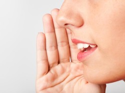 Mengapa Kita Mudah Percaya Apa Kata Orang meski Bukan Fakta? Ini Kata Psikolog