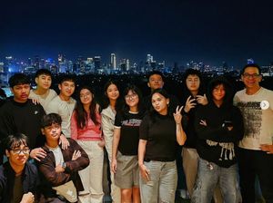 6 Foto Ultah Kenzo Anak Ari Wibowo, Rangkul Mesra Lovely Putri Angel Karamoy 6 Foto Ultah Kenzo Anak Ari Wibowo, Rangkul Mesra Lovely Putri Angel Karamoy