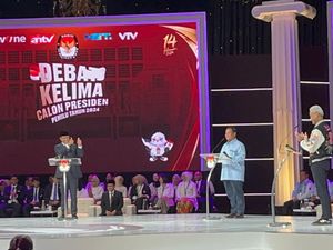 Anies Wacanakan Bentuk Kementerian Kebudayaan, Prabowo Sebut Banyak Istana Mau Roboh Anies Wacanakan Bentuk Kementerian Kebudayaan, Prabowo Sebut Banyak Istana Mau Roboh