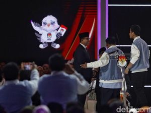 Kekurangan Dokter: Prabowo Mau Kirim Pelajar ke LN, Anies Bawa Profesor ke RI Kekurangan Dokter: Prabowo Mau Kirim Pelajar ke LN, Anies Bawa Profesor ke RI