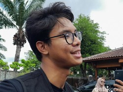 Alam Sebut Anak Muda Harus Berproses: Takutnya Jatuh saat di Tangga Tinggi