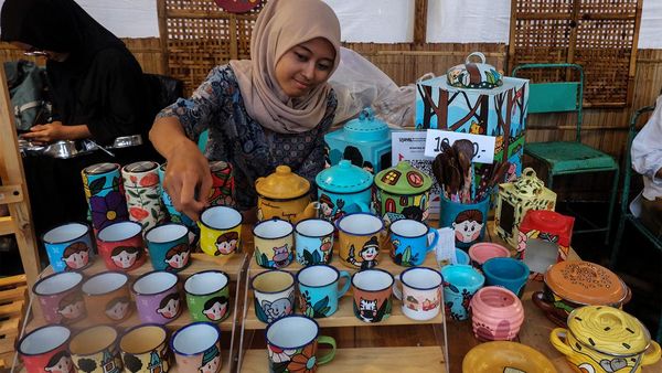 Beragam Kerajinan Lokal Dipamerkan di Jawara UMKM