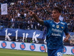 Persib Semakin Nyaman di Zona 4 Besar Liga 1
