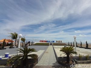 Keindahan Baru Cikembulan Pass di Pantai Pangandaran Keindahan Baru Cikembulan Pass di Pantai Pangandaran