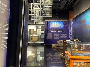 Bertualang di Galeri Rasulullah Masjid Al Jabbar