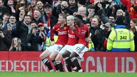 Garnacho dan Mainoo dikabarkan siap dilepas MU jika ada harga yang cocok. Apa Setan Merah sungguh akan melepas kedua pemain mudanya itu? (Getty)