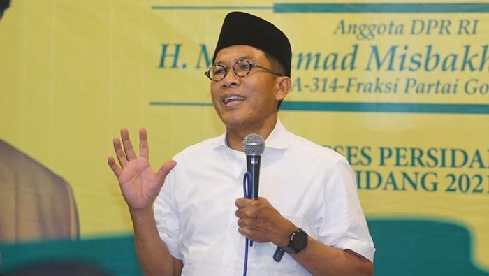 Anggota Komisi XI dewan perwakilan rakyat RI Mukhamad Misbakhun. Anggota Komisi XI dewan perwakilan rakyat RI Mukhamad Misbakhun.