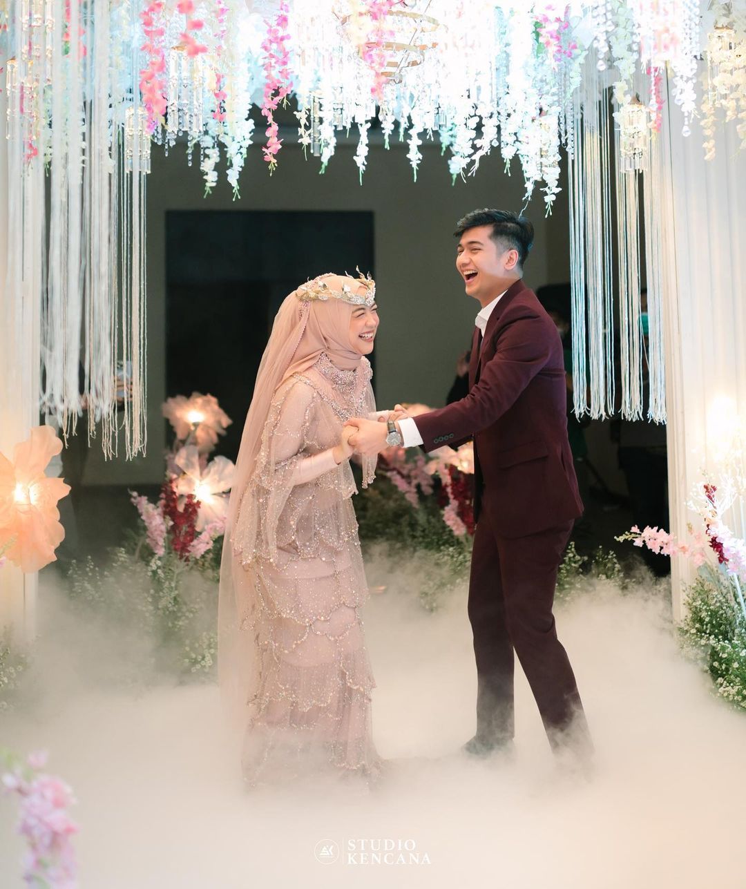Anniversary Pertama Ria Ricis dan Teuku Ryan