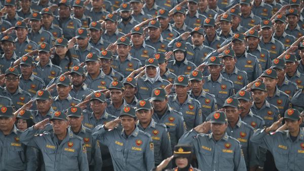 1.712 Satlinmas Siap Amankan TPS di Kediri