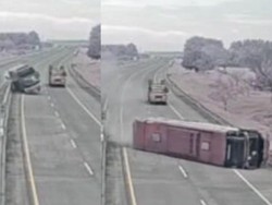 Rekaman CCTV Kecelakaan Bus Rombongan Partai Hanura di Tol Ngawi