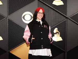 Deretan Selebriti di Red Carpet Grammy Awards 2024 Deretan Selebriti di Red Carpet Grammy Awards 2024