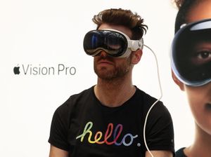 Headset Apple Vision Pro Mulai Dijual di Toko, Harganya Rp 55 Juta Headset Apple Vision Pro Mulai Dijual di Toko, Harganya Rp 55 Juta