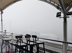 Jakarta Diguyur Hujan Deras Disertai Petir!