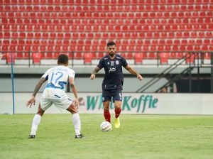 Liga 1: Kata Fernando Valente Arema FC Dibobol 3 Gol Sepakan Jarak Jauh