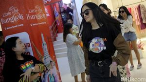 Little Bangkok Surganya Belanja Jastiper di Jakarta