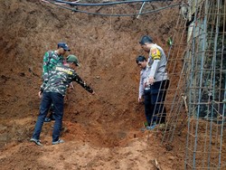 Teriakan Kuli Minta Rekan Selamatkan Diri Sebelum Tewas Terkubur
