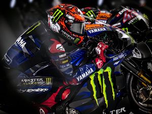 Potret Tim MotoGP Yamaha 2024: Cakar Monster, Warna Biru-Hitam Mendominasi Potret Tim MotoGP Yamaha 2024: Cakar Monster, Warna Biru-Hitam Mendominasi