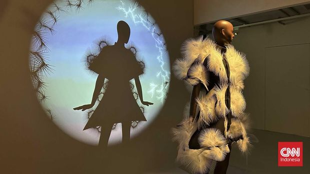 Pameran Iris van Herpen: Sculpting The Senses, Perjalanan Mode Melalui Inovasi dan Multi Inspirasi