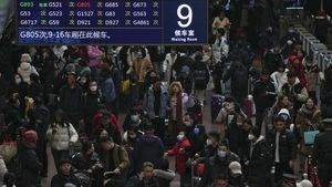Potret Jutaan Warga China Mudik Jelang Imlek