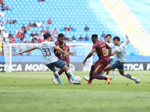 Pelatih PSM Masih Waspadai Ancaman Degradasi Meski Menang Telak Atas Persita