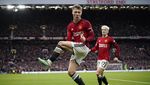 Momen Hojlund Main Gitar Usai Jebol Gawang West Ham