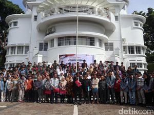 Sivitas Akademika UPI Kritik Jokowi Lewat Petisi Bumi Siliwangi Sivitas Akademika UPI Kritik Jokowi Lewat Petisi Bumi Siliwangi