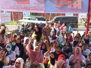 Relawan Gibran Gelar Tebus Murah Sembako, Besarkan UMKM Lokal Relawan Gibran Gelar Tebus Murah Sembako, Besarkan UMKM Lokal