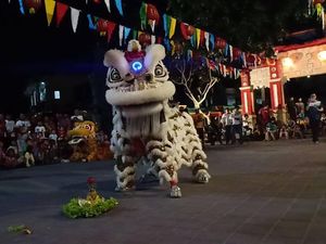 Jelang Imlek 2024, Kelompok Barongsai Ramai Orderan Tampil